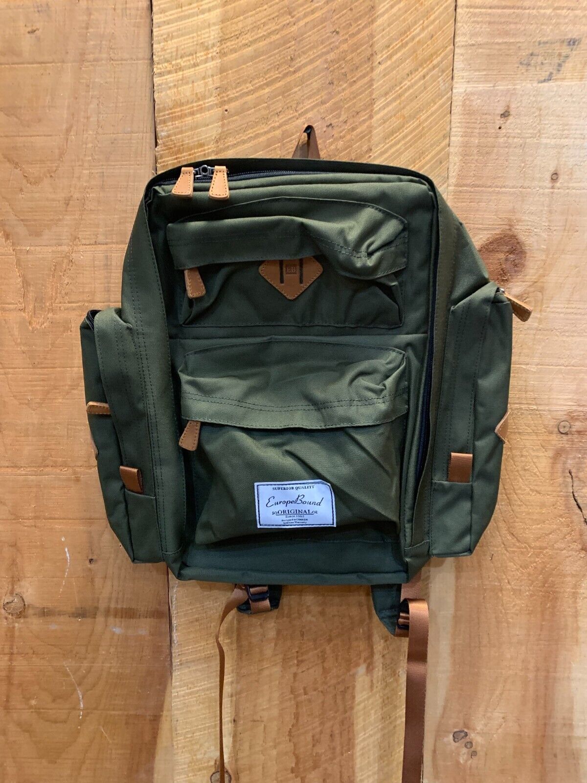 Europe Bound Canadian Heritage Style 35L Backpack - ScoutTech