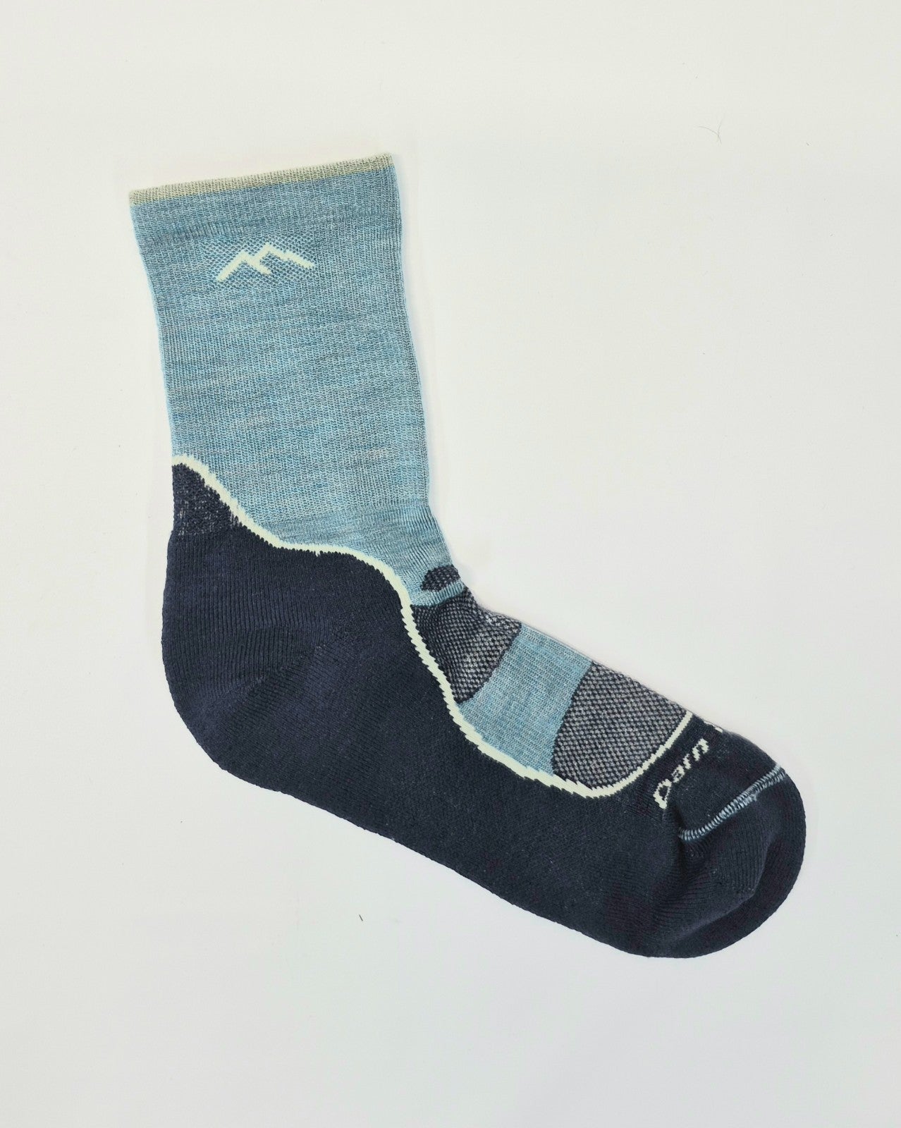 Darn Tough Women's Hiker Micro Crew Lightweight Cushion Sock 1967 - ScoutTech