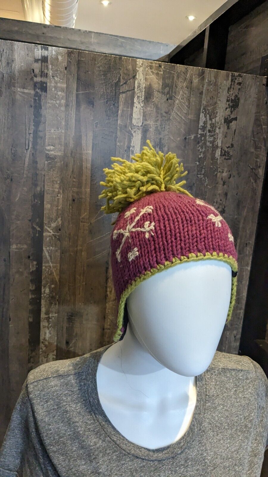 Ambler Kid's Beanies 100% Wool Made in Nepal - ScoutTech