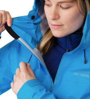 Arc'teryx Women's Beta LT Gore-Tex Pro Rain Jacket L Baja Blue Neckline Features | ScoutTech Outfitters