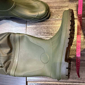 Bushline Outdoors Unisex Waterproof PVC Chest Waders in Green Boot Side Views and Sole Measured | ScoutTech Outfitters