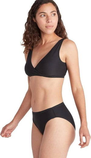 Exofficio Give-N-Go Full Cut Briefs in Black on a Female Model | ScoutTech Outfitters Mississauga Store