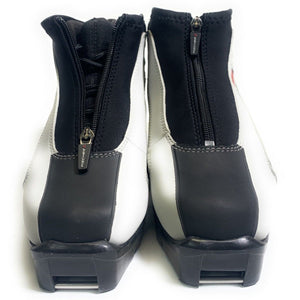 Fischer Women's XC Comfort Insulated Cross Country Ski Boots in White and Black Sizes 35 & 36 EU | ScoutTech Outfitters Mississauga Store