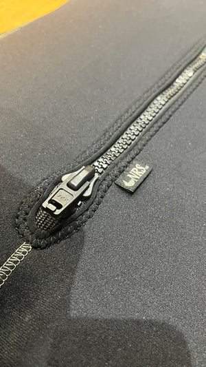 Nuevo traje de neopreno Bare Attack para mujer, 3/2 mm, talla 8