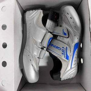 Louis Garneau Unisex Roady 2 Road Cycling Shoes Ergo Air in Silver with Blue Accents in Retail Box NEW Sizes 36-39 EU | ScoutTech Outfitters Retail Store