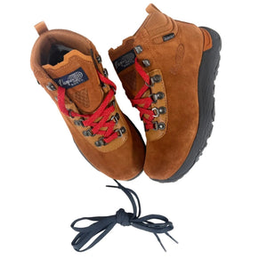Vasque Women's Sunsetter NTX Vintage Leather Hiking Boots in Tan Pair Shown with Extra Set of Dark Grey Laces | ScoutTech Outfitters Mississauga Store