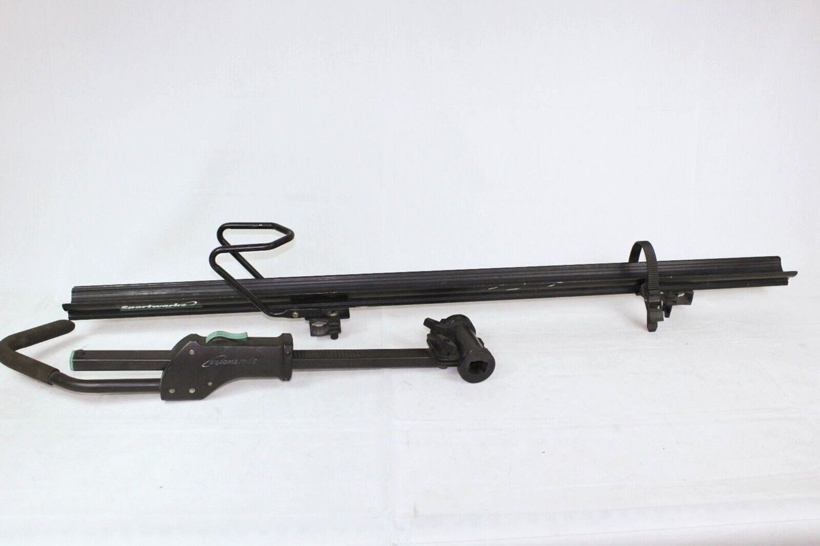 Sportworks Bob Ratchet Upright Quick Load Roof Mount Single Bike Rack #250150 - ScoutTech