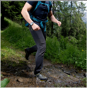 Kayland Men's Vitrik GTX Approach Shoes demonstrated on a wet trail | ScoutTech Outfitters